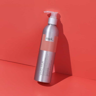 MUK Vivid Colour Lock Conditioner is a nourishing, smoothing formula that helps maintain the brilliance and intensity of your colour while increasing shine, elasticity, and smoothness