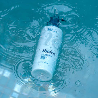 A deeply hydrating, dual-purpose shampoo designed to prepare the hair for smoothing treatments and maintain moisture levels long after