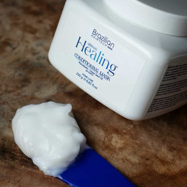 BRAZILIAN HAIRTECH Ultimate Healing Conditioning Mask 250gThis rich yet weightless mask helps rebuild the hair’s internal structure while leaving it soft, smooth, and visibly healthier.